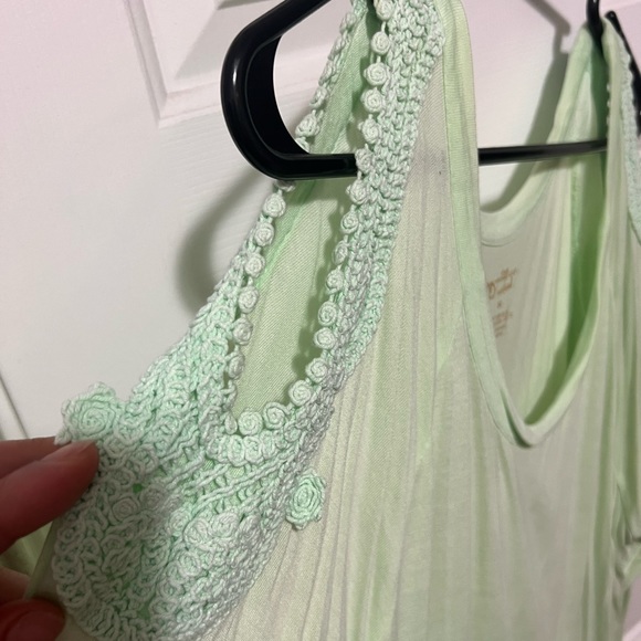 New Directions - 2X Long Sleeve Blouse - Picture 3 of 3